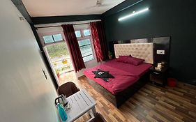 Shanti Cafe - Signature Stays Kasol
